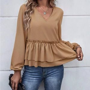 🎉SALE🎉Lantern Sleeve Peplum Blouse